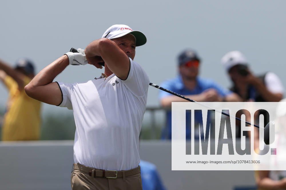 Mike Weir of Canada tees off during the RBC Canadian Open held at TPC Toronto at Osprey Valley in Caledon Ontario, Canada. CSM Caledon Canada - ZUMAc04_ 20260611_zma_c04_018
