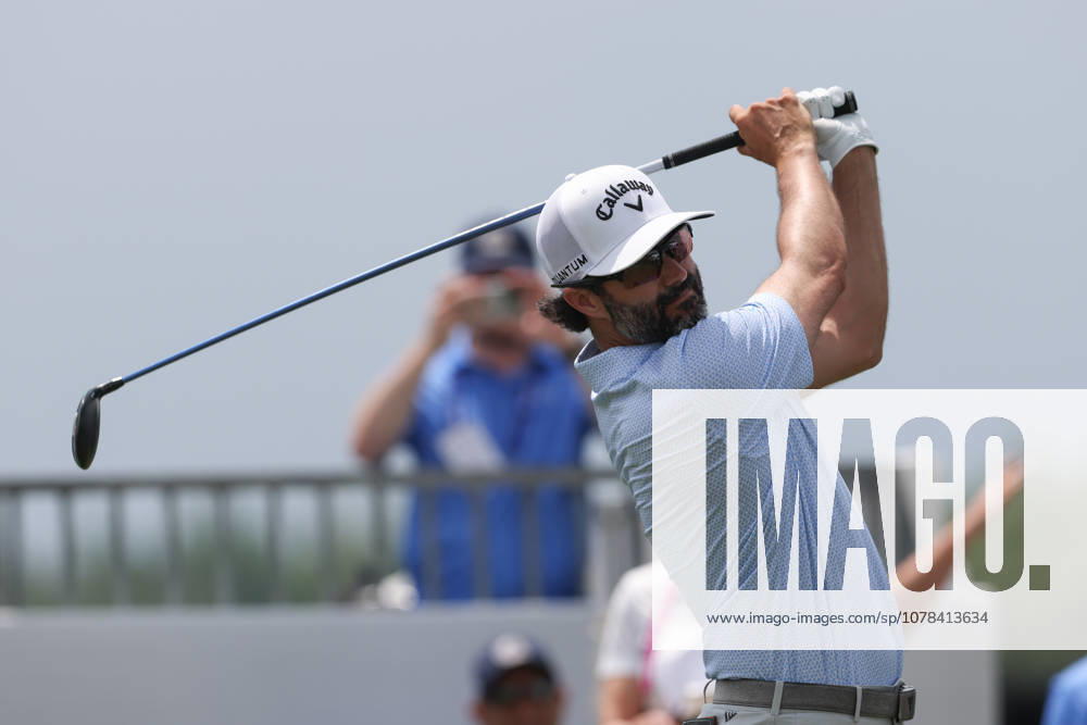 Adam Hadwin of Canada tees off during the RBC Canadian Open held at TPC Toronto at Osprey Valley in Caledon Ontario, Canada. CSM PGA, Golf Herren 2026: RBC Canadian Open Jun 11 - ZUMAc04_ 20260611_zma_c04_016