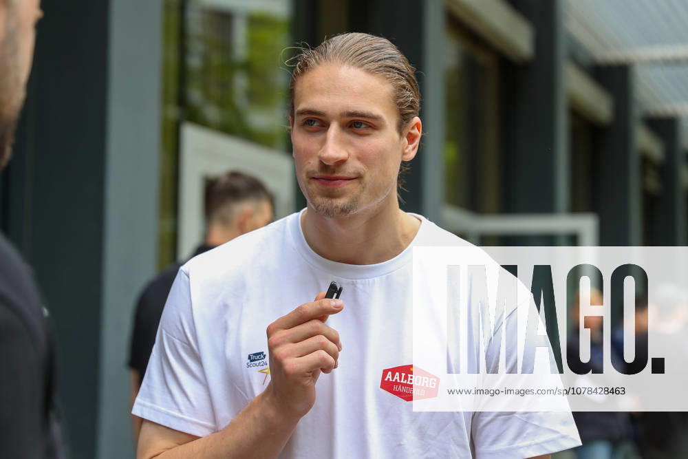 Handball EHF Champions League Media Day and final training, v l Juri Knorr Aalborg, 21 Koeln