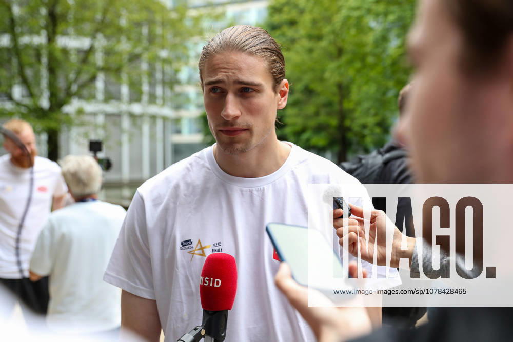 Handball EHF Champions League Media Day and final training, v l Juri Knorr Aalborg, 21 Koeln