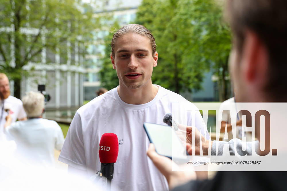 Handball EHF Champions League Media Day and final training, v l Juri Knorr Aalborg, 21 Koeln