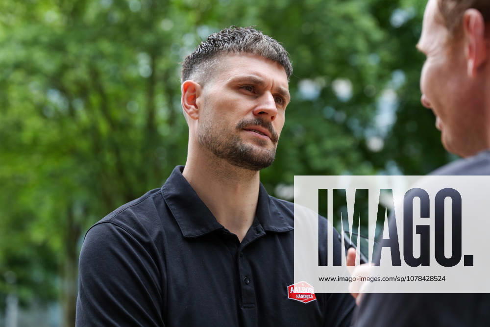 Handball EHF Champions League Media Day and final training, v l Martin Larsen Aalborg, 15 Cologne