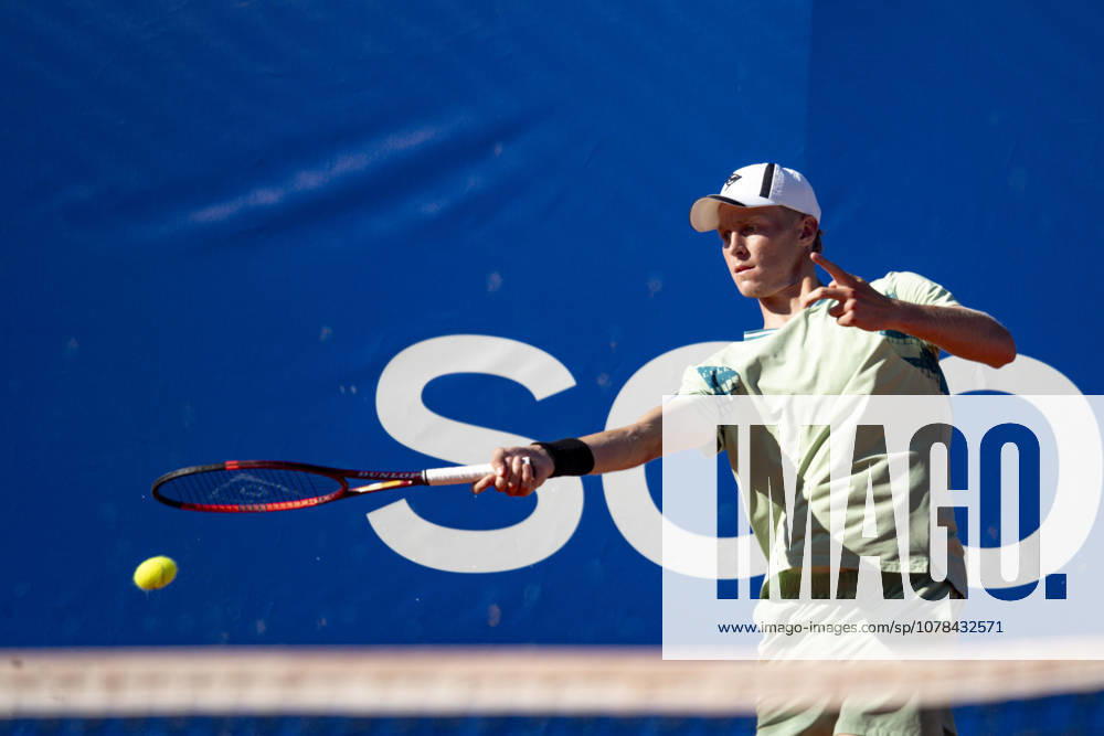 TENNIS : Open Sopra Steria - Lyon Villeurbanne 12 06 2026 Félix Balshaw affronte Clément Tabur lors du tournoi de tennis ATP, Tennis Herren Challenger Tour, Open Sopra Steria à Lyon-Villeurbanne, le 12 06 2026. Photo Sandrine Thesillat PsNewZ