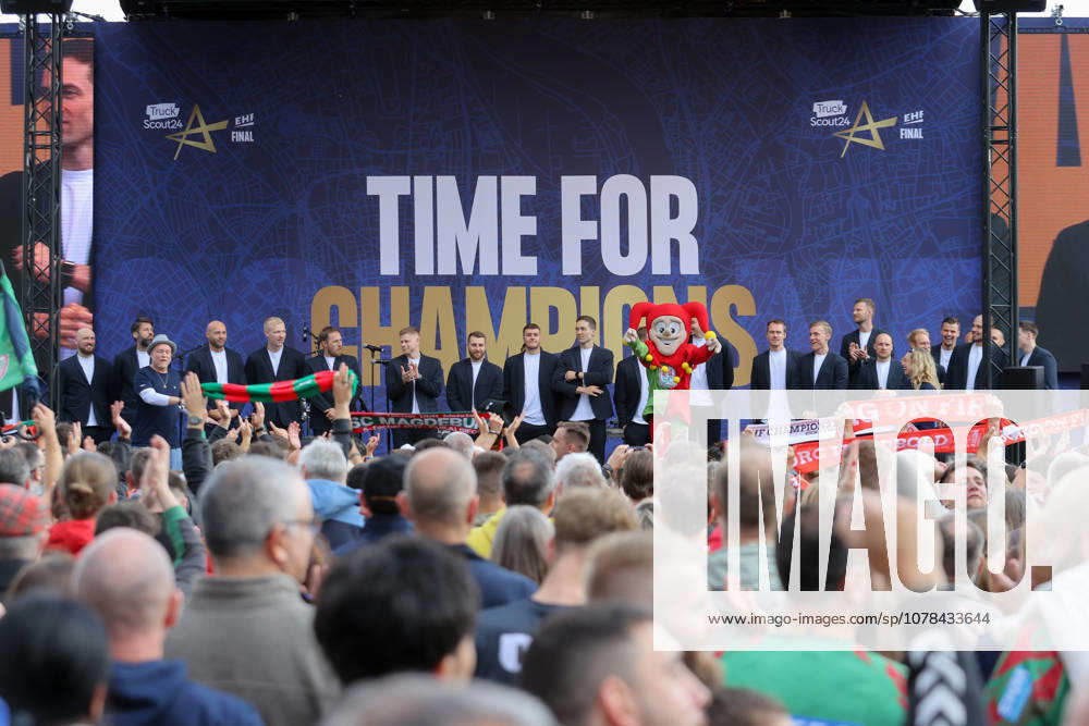 Handball, EHF Champions League, Opening Party v l Team of SC Magdeburg Cologne