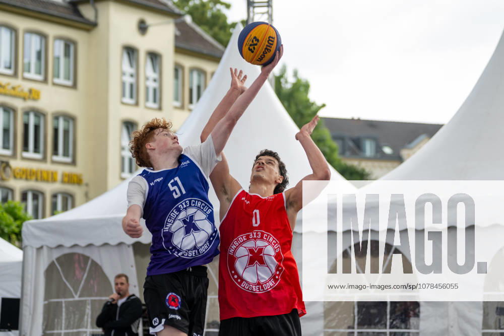 Duel between Frederic Kraass Team New Delhi, 51 and Jules Rambaut Team Toulouse, 0 Innside 3x3 Circus, basketball, group phase, D Sports, 13 06 2026 Innside 3x3 Circus, basketball, group phase, D Sports, 13 06 2026 Duesseldorf