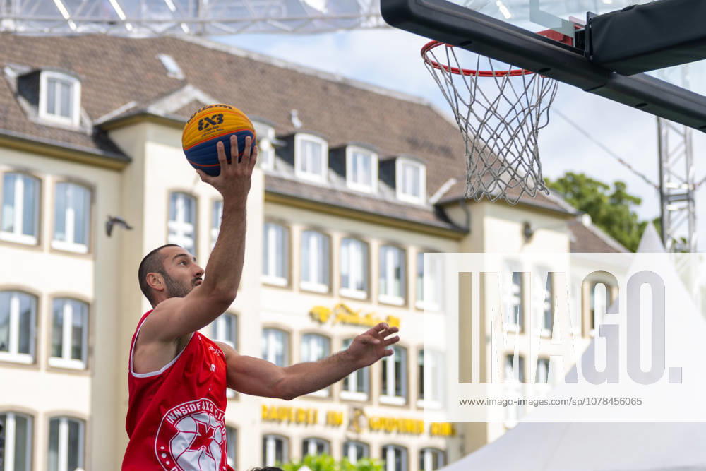 Milos Jovanovic Team Bonn, 02 goes to the basket Innside 3x3 Circus, basketball, group phase, D Sports, 13 06 2026 Innside 3x3 Circus, basketball, group phase, D Sports, 13 06 2026 Duesseldorf
