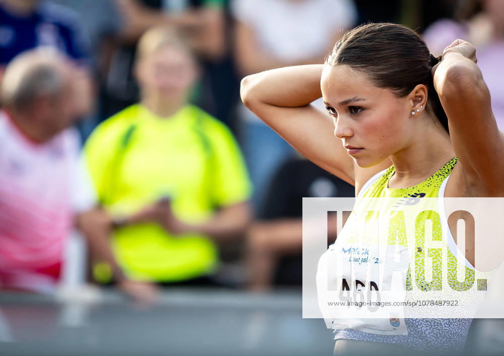 Merck Laufgala Pfungstadt, 13 06 2026 Focused Hannah Odendahl GER Sportclub Krefeld 1905 at the start of her 800m run Merck Laufgala on 13 06 2026 at the TSV Stadium in Pfungstadt Hessen