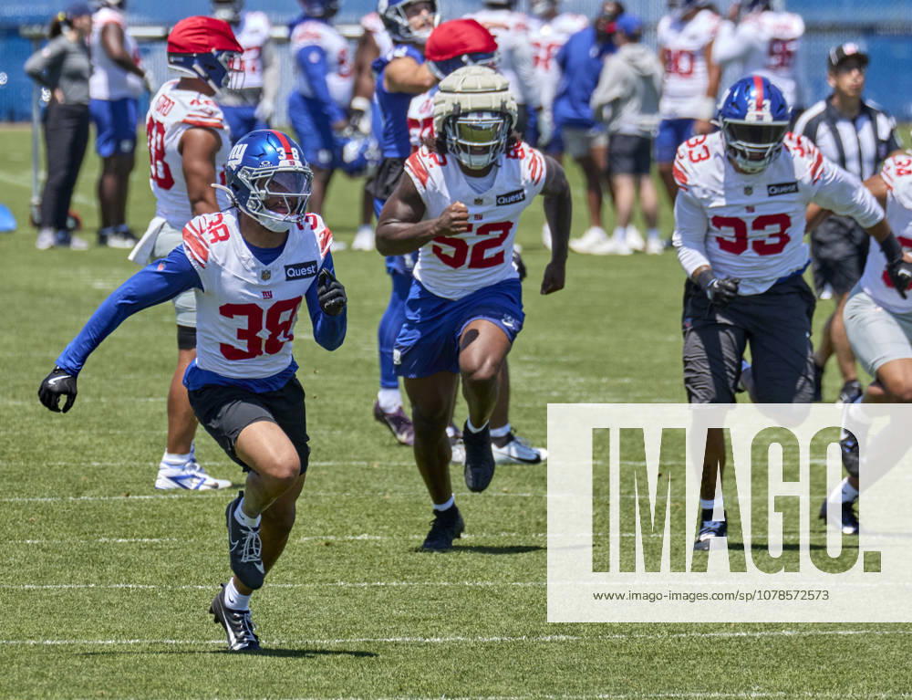 New York Giants defenders during minicamp held at the Quest Diagnostics Training Center in East Rutherford, New Jersey. CSM NFL, American Football Herren, USA 2026: NY Giants Minicamp June 09 - ZUMAc04_ 20260616_zma_c04_016