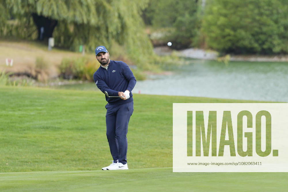 SUTTON COLDFIELD, ENGLAND - AUG 28: Antoine Rozner (FRA) chips to the 8th green during the completion of the delayed Round 1 at the 2026 Husqvarna British Masters at The Belfry, Sutton Coalfield on August 28, 2026 in Warwickshire, England The 2026 Husqvarna British Masters