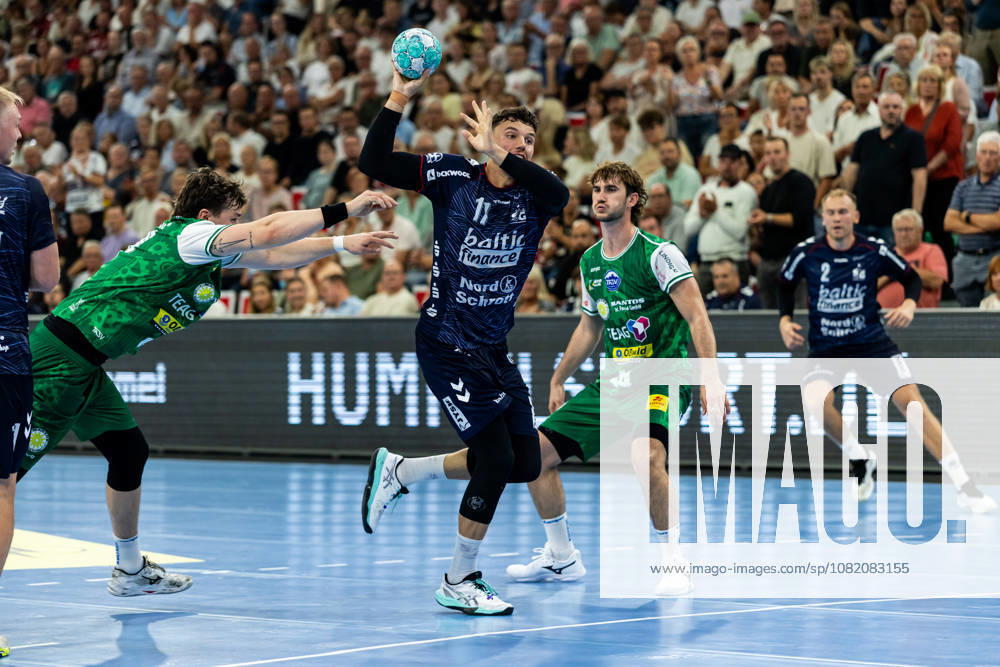 Opel HBL SG Flensburg Handewitt vs. ThSV Eisenach, August 28, 2026; Marko Grgic, No. 17, SG Flensburg Handewitt on the attack; Opel HBL SG Flensburg Handewitt vs. ThSV Eisenach, GGW Arena