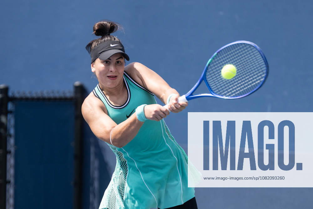 US Open 2026 Qualifying Final Round NEW YORK, UNITED STATES - AUGUST 28: Bianca Andreescu returns a shot during the final round of women s singles qualifying at the 2026 US Open at the USTA Billie Jean King National Tennis Center in Flushing, New York, United States, on August 28, 2026. Lev Radin Anadolu New york United States. Editorial use only. Please get in touch for any other usage.