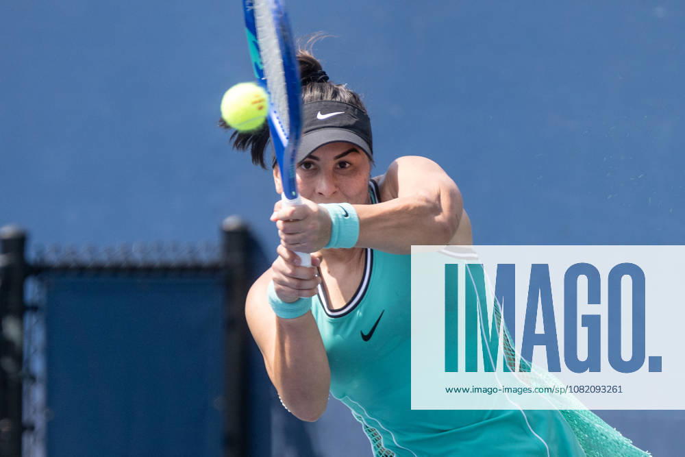 US Open 2026 Qualifying Final Round NEW YORK, UNITED STATES - AUGUST 28: Bianca Andreescu returns a shot during the final round of women s singles qualifying at the 2026 US Open at the USTA Billie Jean King National Tennis Center in Flushing, New York, United States, on August 28, 2026. Lev Radin Anadolu New york United States. Editorial use only. Please get in touch for any other usage.