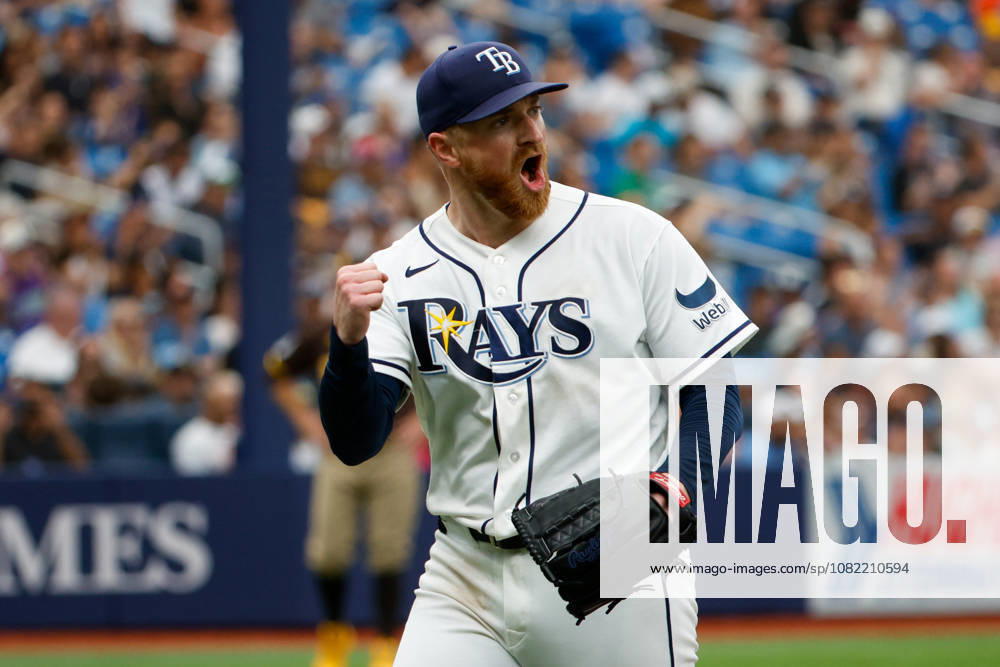 Tampa Bay Rays pitcher Drew Rasmussen (57) pumps his fist, after econd baseman Jorge Mateo (9) fields a ground ball hit by San Diego Padres second baseman Jake Cronenworth (9) and throws him out at first base during the fifth inning at Tropicana Field. MLB, Baseball Herren, USA 2026: Padres at Rays - ZUMA_sp_ 20260830_mda_s70_828