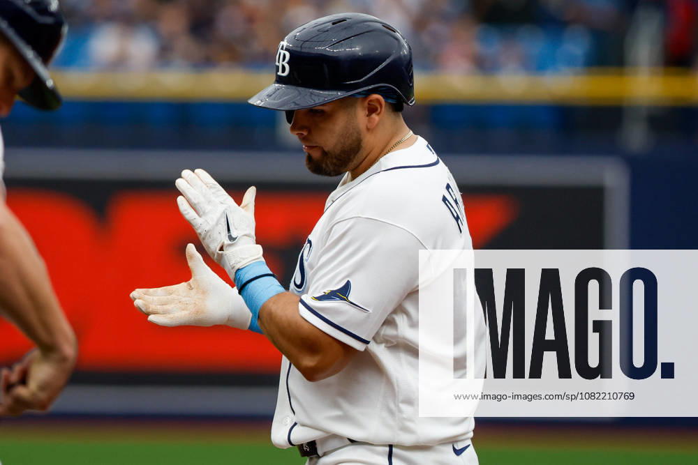 Tampa Bay Rays first baseman Jonathan Aranda (8) celebrates, after he hits a single off of San Diego Padres pitcher Robbie Ray (38) during the first inning at Tropicana Field. MLB, Baseball Herren, USA 2026: Padres at Rays - ZUMA_sp_ 20260830_mda_s70_846