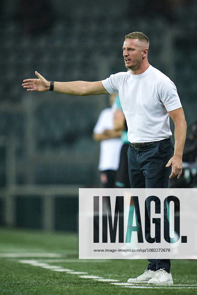 <TorinoÕs head coach Ignazio Abate during Frecciarossa Italian Cup 2026 2027 soccer match between Torino and Monza at the at the Stadio Olimpico Grande Torino in Turin, north west Italy - Tuesday, September 01, 2026. - Soccer .