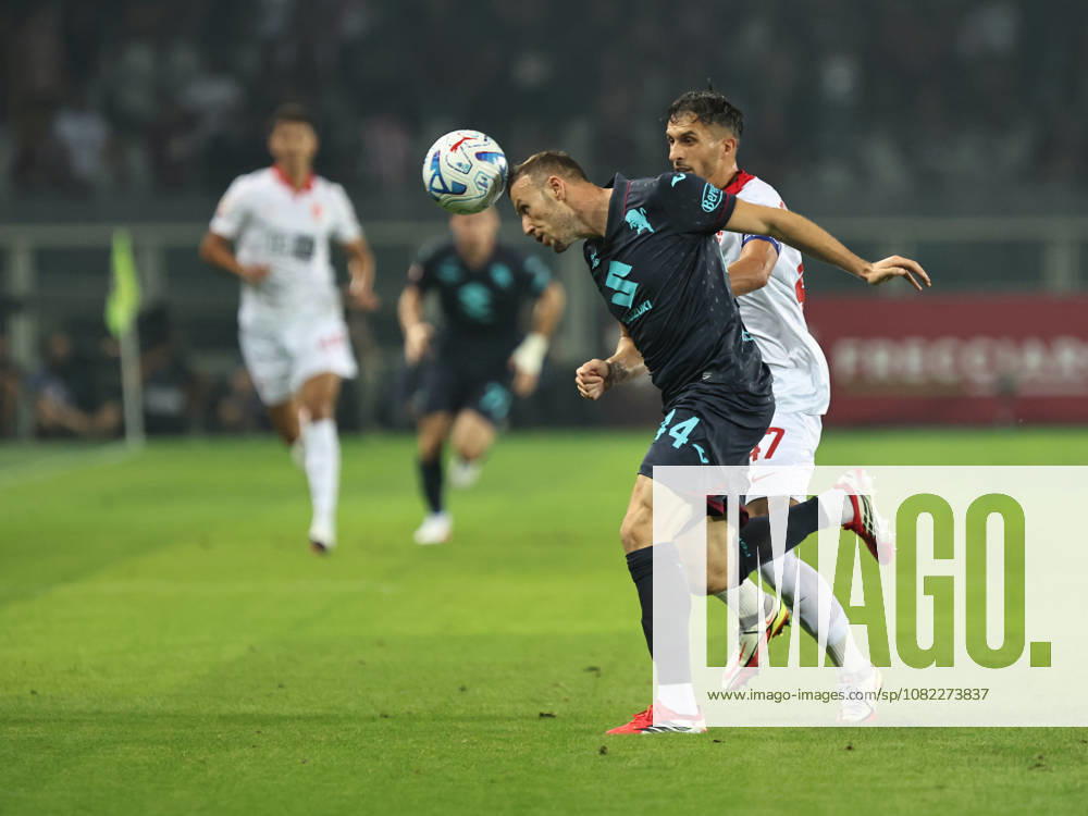 IPA88009016 - Ardian Ismajli plays in the 2026-2027 Coppa Italia match between Torino and Monza in Turin on Tuesday