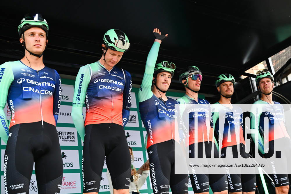 2026 Lloyds Tour of Britain Men Picture by Simon Wilkinson SWpix.com - 02 09 2026 - Cycling - UCI ProSeries - 2026 Lloyds Tour of Britain Men - Stage 1: Lincoln to Lincoln (182.5km) - Cees Bol, Stan Dewulf, Robbe Ghys, Daan Hoole, Emilien Jacquelin, Olav Kooij (Decathlon CMA CGM Team)