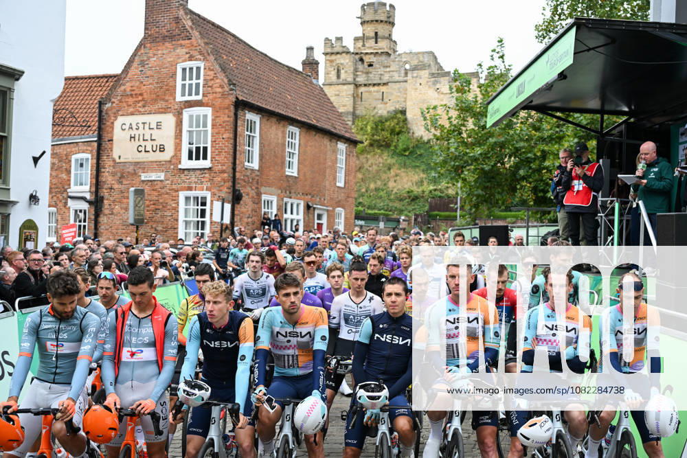 2026 Lloyds Tour of Britain Men Picture by Zac Williams SWpix.com - 02 09 2026 - Cycling - UCI ProSeries - 2026 Lloyds Tour of Britain Men - Stage 1: Lincoln to Lincoln (182.5km) - The Peloton lineup to observe a moment of applause in memory of Finlay Tarling Cycling