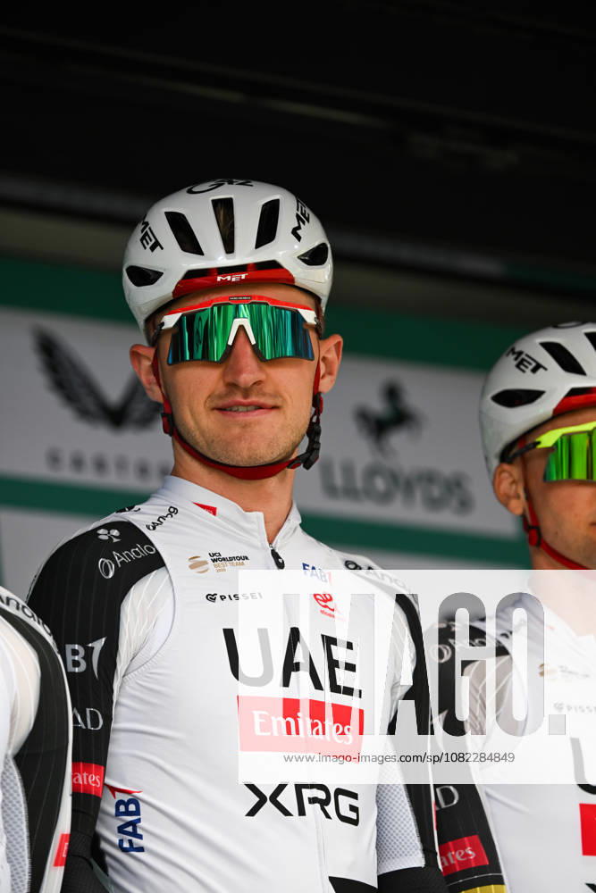 2026 Lloyds Tour of Britain Men Picture by Zac Williams SWpix.com - 02 09 2026 - Cycling - UCI ProSeries - 2026 Lloyds Tour of Britain Men - Stage 1: Lincoln to Lincoln (182.5km) - UAE Team Emirates XRG Cycling