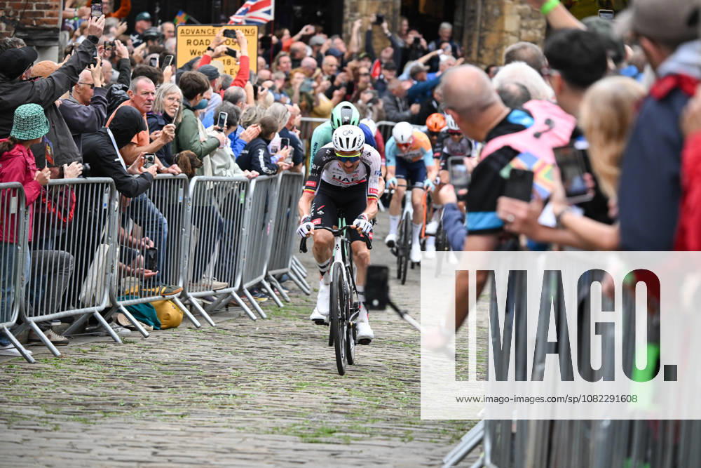 2026 Lloyds Tour of Britain Men Picture by Zac Williams SWpix.com - 02 09 2026 - Cycling - UCI ProSeries - 2026 Lloyds Tour of Britain Men - Stage 1: Lincoln to Lincoln (182.5km) - (?) (UAE Team Emirates XRG) Cycling