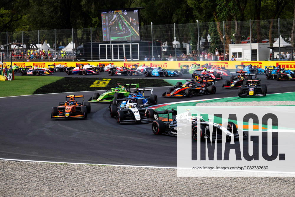 AUTO - FORMULA 3 2026 - MONZA Start of the race 18 BADOER Brando (ita), Rodin Motorsport, Dallara F3 2025, action during the 8th round of the 2026 FIA Formula 3 Championship from September 4 to 6, 2026 on the Autodromo Nazionale Monza, in Monza, Italy - MonzaItaly