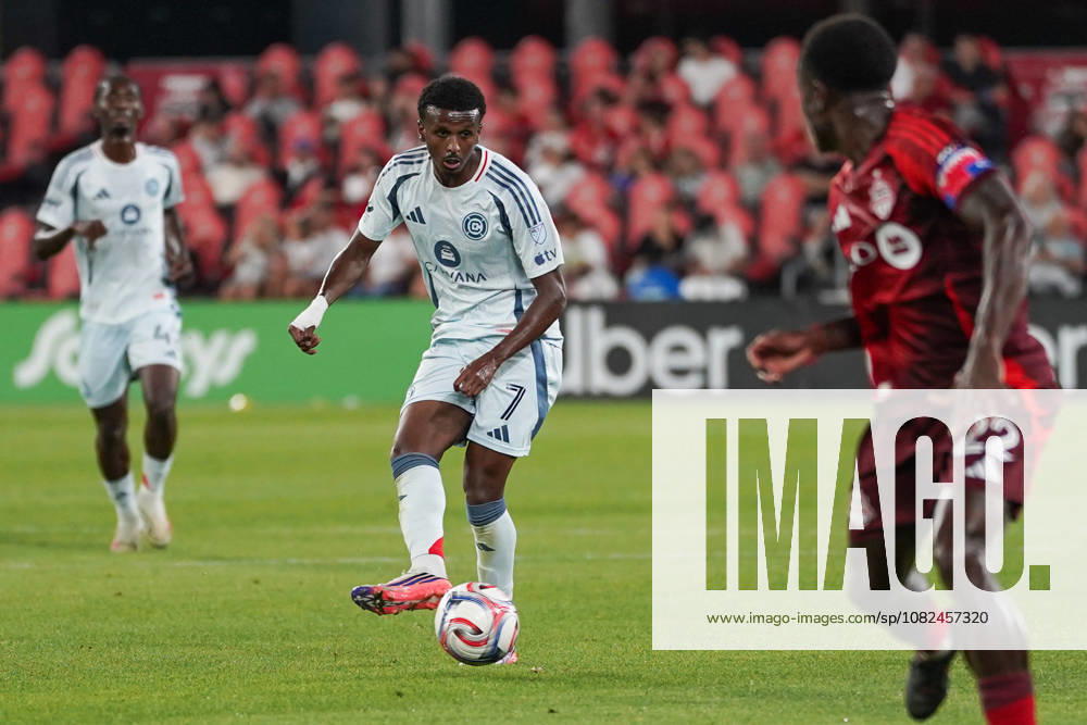 Toronto FC v Chicago Fire FC - MLS, Fussball Herren, USA Maren Haile-Selassie 07 of Chicago Fire FC pass the ball during the Major League Soccer Match between Toronto FC and Chicago Fire FC at BMO Field Stadium. on September 5, 2026 in Toronto, Canada. (Photo by Leonardo Ramirez Eyepix Group)