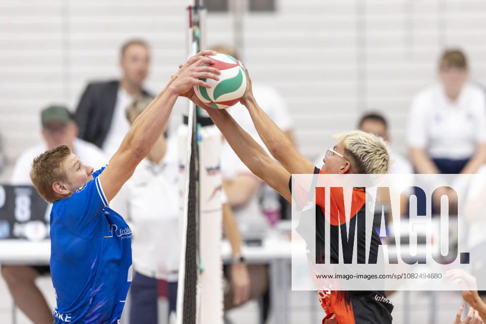 TVV Men s Cup Final: Blue Volleys Gotha vs. 1 VSV Jena 90, Erfurt, September 6, 2026; Richard Werner 2, Blue Volleys Gotha vs. Finn Kazuch 8, 1 VSV Jena 90; TVV Men s Cup Final: Blue Volleys Gotha vs. 1 VSV Jena 90, Riethsporthalle, Erfurt