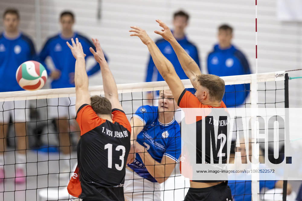 TVV Men s Cup Final: Blue Volleys Gotha vs. 1 VSV Jena 90, Erfurt, September 6, 2026. Richard Werner (2, Blue Volleys Gotha) against Noah Henkel (13, 1 VSV Jena 90) on the left and Felix Roller (2, 1 VSV Jena 90) on the right TVV Men’s Cup Final: Blue Volleys Gotha vs. 1 VSV Jena 90, Riethsporthalle, Erfurt
