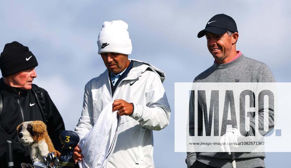 2026 Amgen Irish Open - Previews, Trump International Golf Links, Doonbeg, Clare 8 9 2026 Rory McIlroy practices at the 15th hole Rory McIlroy practices at the 15th hole 8 9 2026
