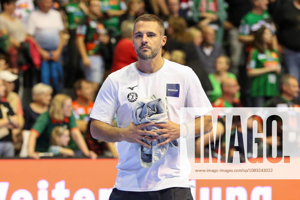 Opel HBL SC Magdeburg vs. HSG Wetzlar, from left: Michael Allendorf, Wetzlar, Magdeburg