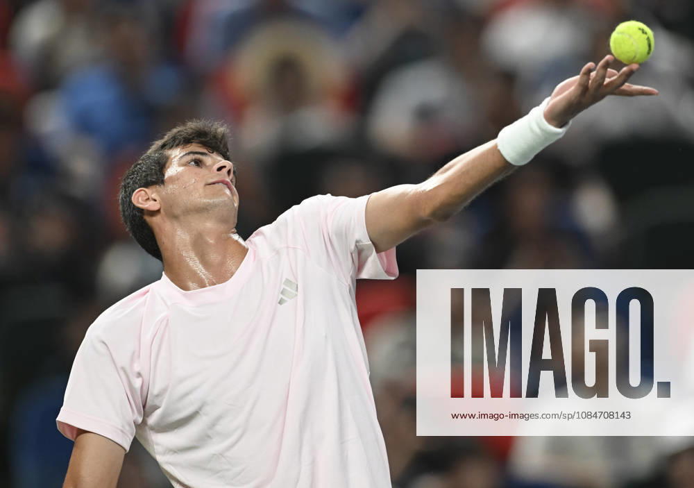 (261018) -- SHANGHAI, Oct. 18, 2026 -- Rafael Jodar of Spain serves during the men s singles final match against Alejandro Davidovich Fokina of Spain at the 2026 ATP, Tennis Herren tour Shanghai Masters tennis tournament in Shanghai, China, Oct. 18, 2026. ) (SP)CHINA-SHANGHAI-TENNIS-SHANGHAI MASTERS-MEN S SINGLES (CN) ChenxHaoming