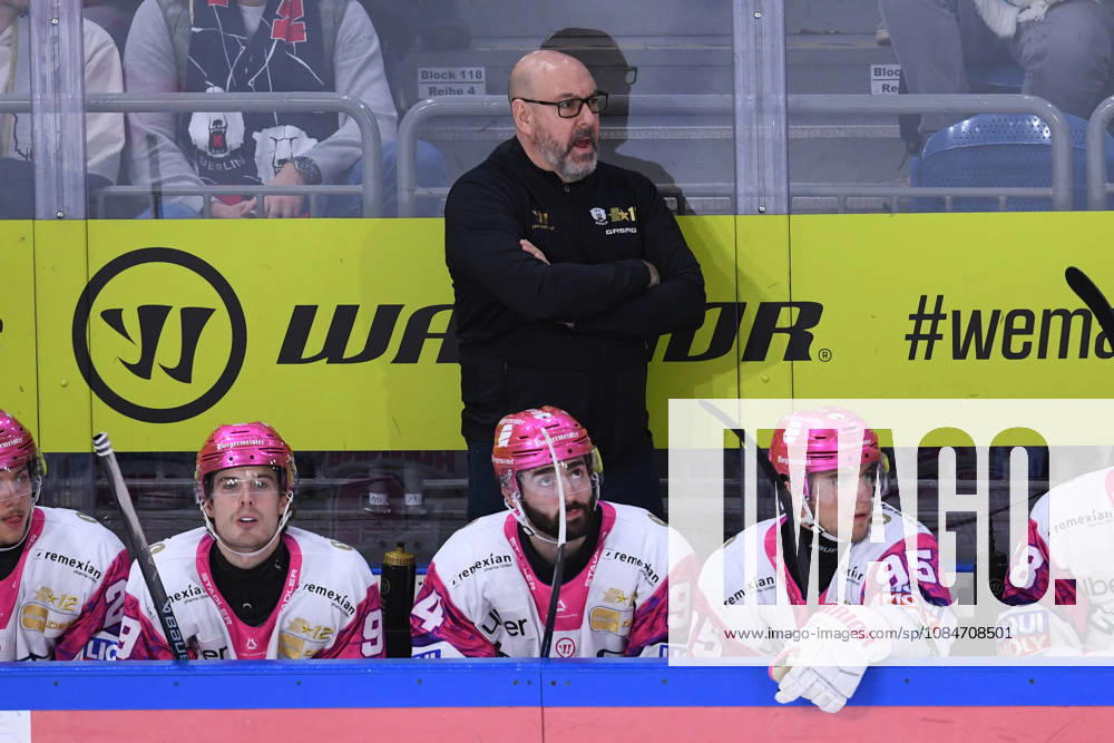 Ice Hockey: Penny DEL, Matchday 10—Krefeld Pinguine vs. Eisbären Berlin on October 18, 2026, at the Yayla Arena in Krefeld. Eric Dubois, Head Coach of Berlin. In accordance with the guidelines of the DEL (German Ice Hockey League), the publication and further use of the footage in electronic media and on devices of any kind is not permitted while the game is in progress xRx