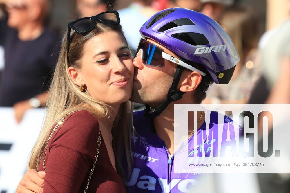 Veneto Classic - UCI Cycling race Pierre Teyssot MAXPPP ; Veneto Classic - UCI Cycling race . Cittadella, Italy on October 18, 2026. Andrea VENDRAME ITA and girl friend Pierre Teyssot Maxppp Cittadella Veneto Italy