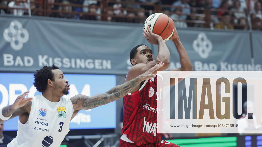 Pictured, from left: DeLonnie Hunt (SYNTAINICS MBC), 3, against Kenny Dye (Wuerzburg Baskets), 5, with the ball, October 18, 2026, Fitness First Wuerzburg Baskets vs. SYNTAINICS MBC, Netto BBL Cup, Round of 16, Germany, 97072, tectake Arena Wuerzburg,