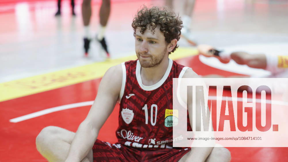 Pictured: Calvin Wishart of the Würzburg Baskets, looking pensive, October 18, 2026, Fitness First Würzburg Baskets vs. SYNTAINICS MBC, Netto BBL Cup, Round of 16, Germany, 97072, tectake Arena Würzburg,