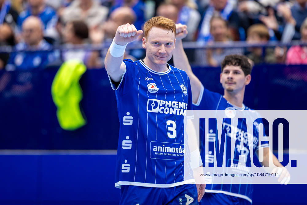Nicolai Theilinger, TBV Lemgo Lippe, 03 celebrates GER, TBV Lemgo Lippe vs. Frisch Auf Göppingen, Handball, 1st Bundesliga, Matchday 9, 2026–2027 season, October 18, 2026 GER, TBV Lemgo Lippe vs. Frisch Auf Göppingen, Handball, 1st Bundesliga, Matchday 9, 2026–2027 season, October 18, 2026 Lemgo