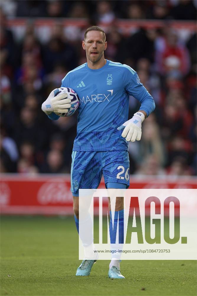 Football - FA Premier League - Nottingham Forest FC v Arsenal FC NOTTINGHAM, ENGLAND - Sunday, October 18, 2026: Nottingham Forest s goalkeeper Matz Sels during the FA Premier League match between Nottingham Forest FC and Arsenal FC at the City Ground. (Photo by David Rawcliffe Propaganda) NOTTINGHAM City Ground NOTTINGHAMSHIRE ENGLAND