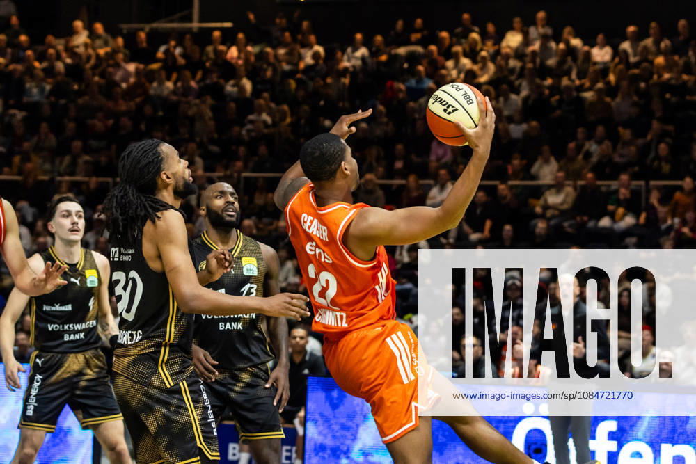 GER, BBL easyCredit Basketball Bundesliga Cup, Round of 16, Braunschweig, Basketball Löwen Braunschweig vs. Niners Chemnitz, Nighael Ceaser (Niners Chemnitz), 22, Braunschweig Volkswagen Arena, Lower Saxony, Germany