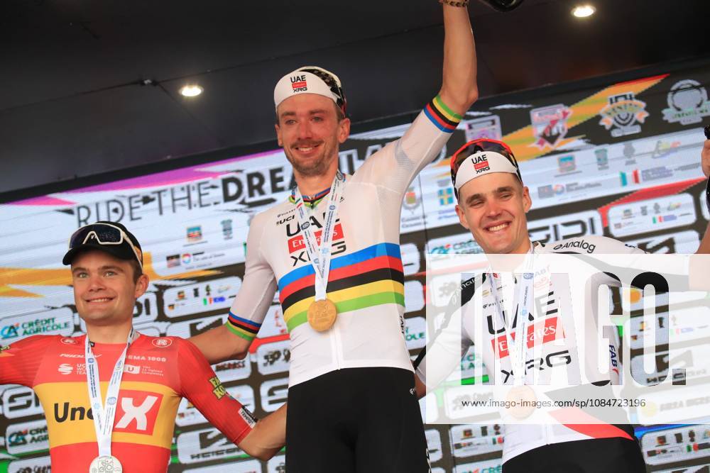 Veneto Classic - UCI Cycling race Pierre Teyssot MAXPPP ; Veneto Classic - UCI Cycling race . Bassano del Grappa, Italy on October 18, 2026. Reigning World Champion Brandon Mcnulty (USA) UAE TEAM EMIRATES XRG wins the race. Anthon CHARMIG (DK) Uno-X Mobility, Brandon Mcnulty (USA) UAE TEAM EMIRATES XRG, Pavel SIVAKOV (FRA) UAE Team Emirates-XRG at the podium Pierre Teyssot Maxppp Bassano del Grappa Veneto Italy