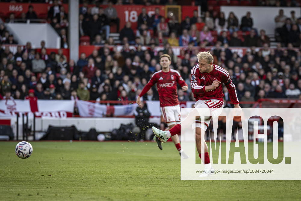 18th October 2026; The City Ground, Nottingham, Nottinghamshire, England; Premier League Football, Nottingham Forest versus Arsenal; Xaver Schlager of Nottingham Forest shoots at goal GodfreyxPitt