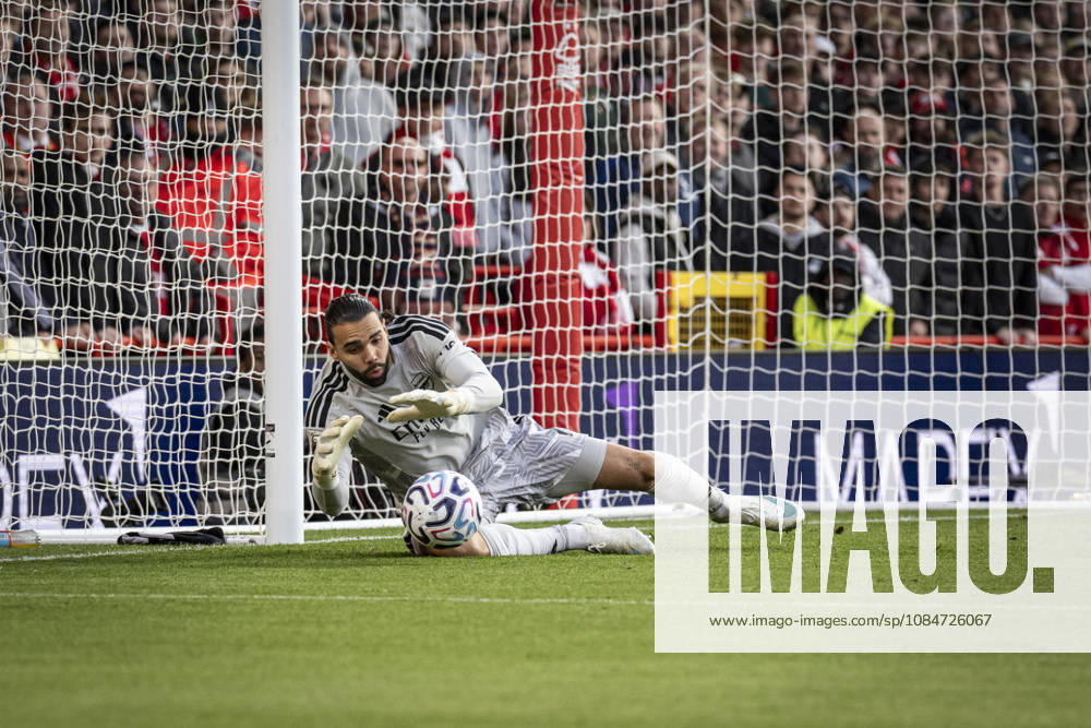 18th October 2026; The City Ground, Nottingham, Nottinghamshire, England; Premier League Football, Nottingham Forest versus Arsenal; David Raya of Arsenal makes a save GodfreyxPitt