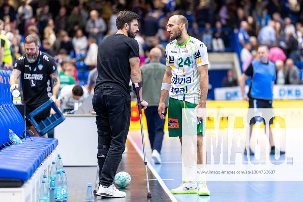 L R Tim Suton, TBV Lemgo Lippe, 23; Marcel Schiller, Frisch Auf Göppingen, 24 GER; TBV Lemgo Lippe vs. Frisch Auf Göppingen, Handball, 1st Bundesliga, Matchday 9, 2026–2027 season, October 18, 2026 GER, TBV Lemgo Lippe vs. Frisch Auf Göppingen, Handball, 1st Bundesliga, Matchday 9, 2026–2027 season, October 18, 2026 Lemgo
