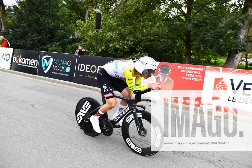 Les Herbiers, Pays De La Loire, France: UAE Team Emirates XRG rider Jay Vine from Australia competes in the Chrono des Nations in Les Herbiers, France, on October 18, 2026. Les Herbiers France - ZUMAh284 20261018_znp_h284_020