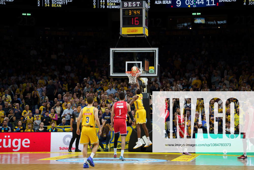 Pictured: Sima, Alba Berlin, 77, first basket on October 19, 2026, Alba Berlin vs. Bamberg Baskets (BMA365), BBL Cup Round of 16, basketball, 2026–27 season, Uber Arena