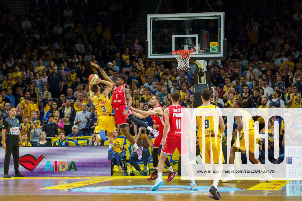 Pictured: Jordan Ford, ALBA BERLIN, No. 3, shot on October 19, 2026; Alba Berlin vs. BMA365 Bamberg Baskets, BBL Cup Round of 16, basketball, 2026–27 season, Uber Arena