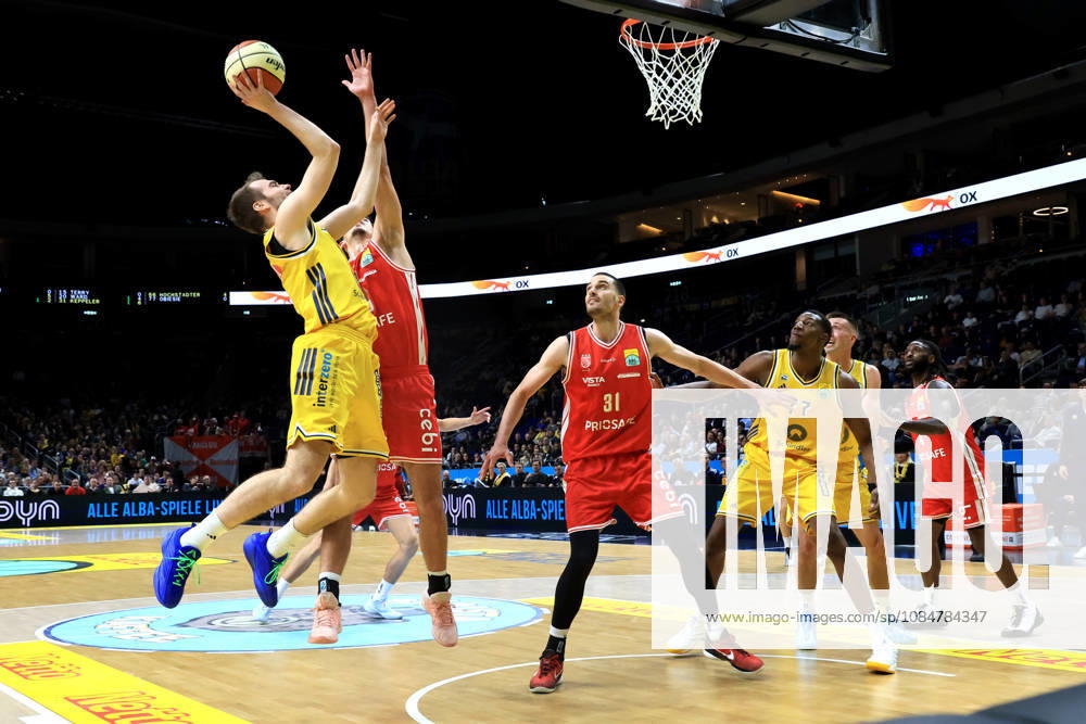 Germany, GER, DEU, Basketball, BBL Cup, Day 1, 2026–2027 Season, Berlin, ALBA Berlin vs. Bamberg, MALTE DELOW, ALBA Berlin 6, Sima Fatty Yankuba, ALBA Berlin 77, Yuval Hochstadter, Bamberg 66, Daniel Keppeler, Bamberg 31, nordphoto GmbH, Engler Berlin, Uber Arena Berlin, Germany
