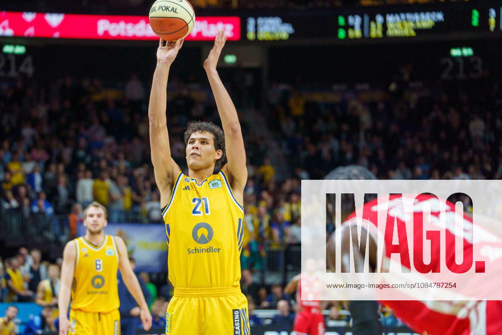 Pictured: Brandon Angel taking a free throw. ALBA BERLIN, 21 19 10 2026, Alba Berlin BMA365 Bamberg Baskets, BBL Cup Round of 16, Basketball, 2026–27 Season, Uber Arena