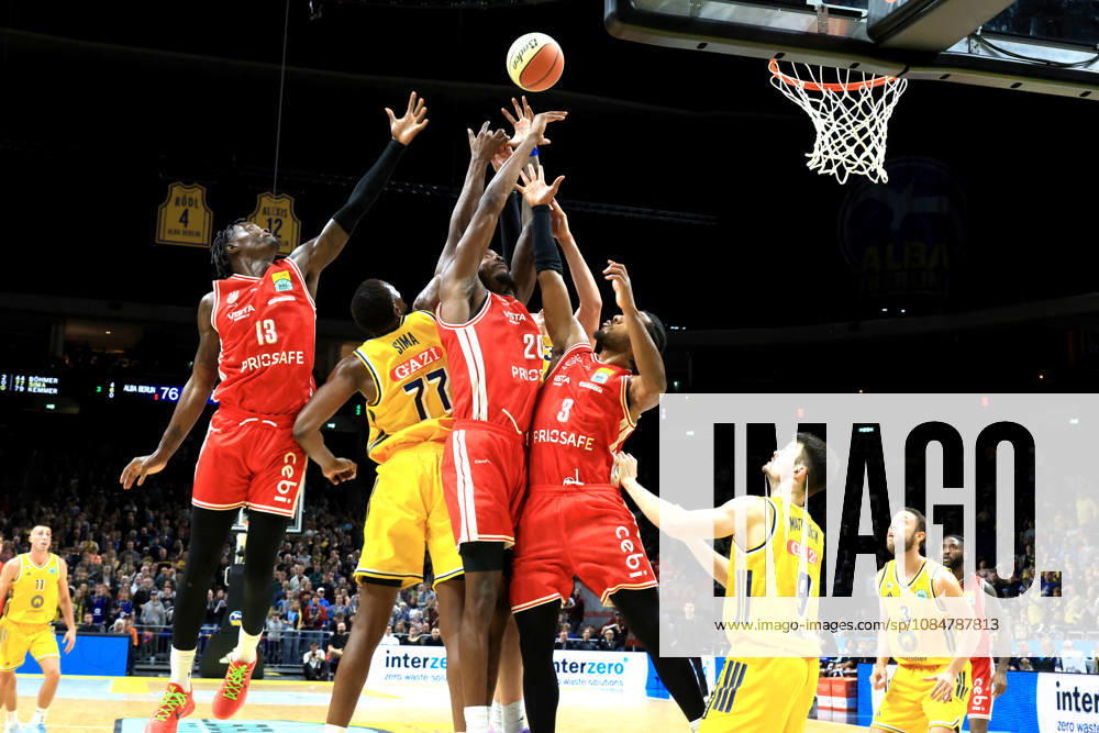Germany, GER, DEU, Basketball, BBL Cup, Day 1, 2026–2027 Season, Berlin, ALBA Berlin vs. Bamberg, Sima Fatty Yankuba (ALBA Berlin) 77, JONAS MATTISSECK (ALBA Berlin) 9, Trevon Scott (Bamberg) 13, Hason Ward (Bamberg) 20, Jordan Wright (Bamberg) 3, nordphoto GmbH, Engler Berlin, Uber Arena, Berlin, Germany