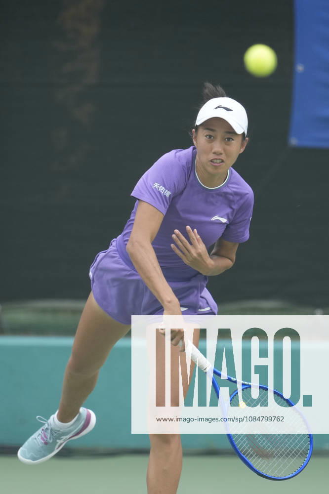 WTA, Tennis Damen Kinoshita Group Japan Open - Day 2 Shuai Zhang of China plays during her round of 32 singles match against Tereza Valentova of the Czech Republic at the 2026 Kinoshita Group Japan Open Women s tennis tournament at Utsubo Tennis Center in Osaka, Japan, on October 20, 2026. Osaka Japan