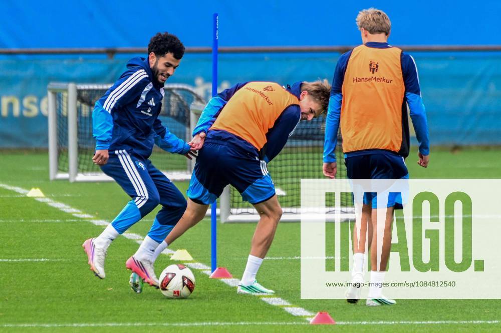 Zakaria El Ouahdi, Moller, Wolfe, David, Louis, Lemke, HSV, Lachen, Germany, Hamburg, Volksparkstadion, soccer, Bundesliga 1, Hamburger SV training